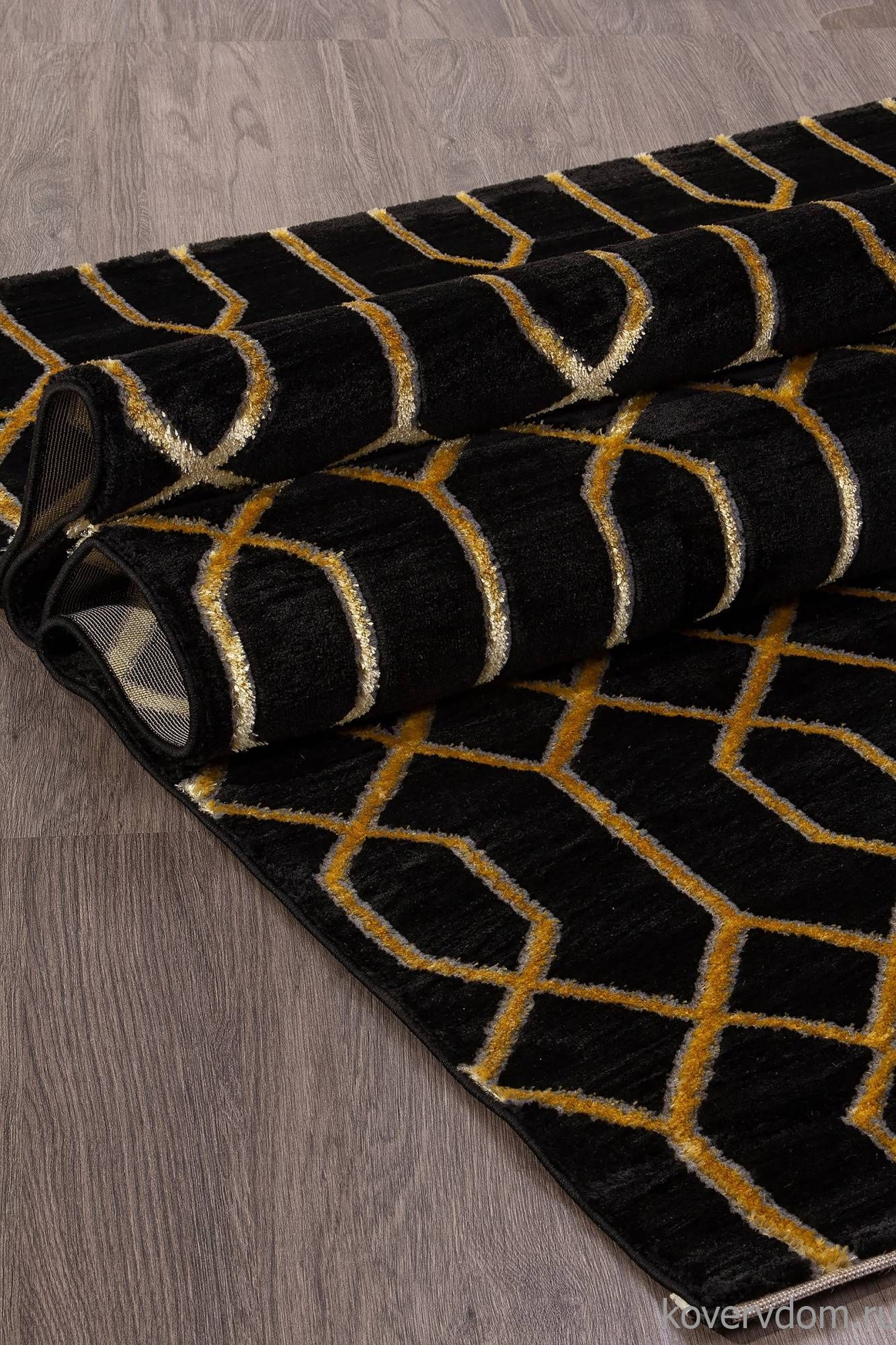 Ковер OMEGA 04427G GOLD / GOLD